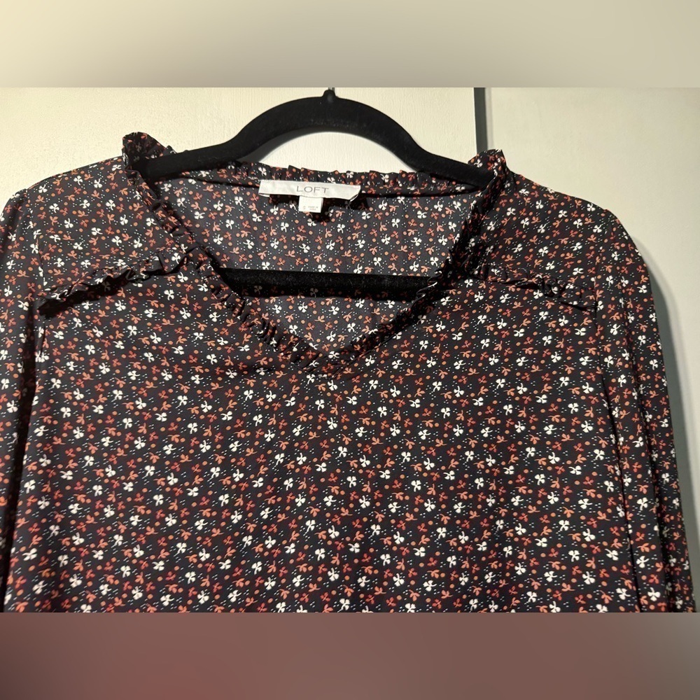 NEW Loft Ruffle Trim Blouse - Picture 6 of 6